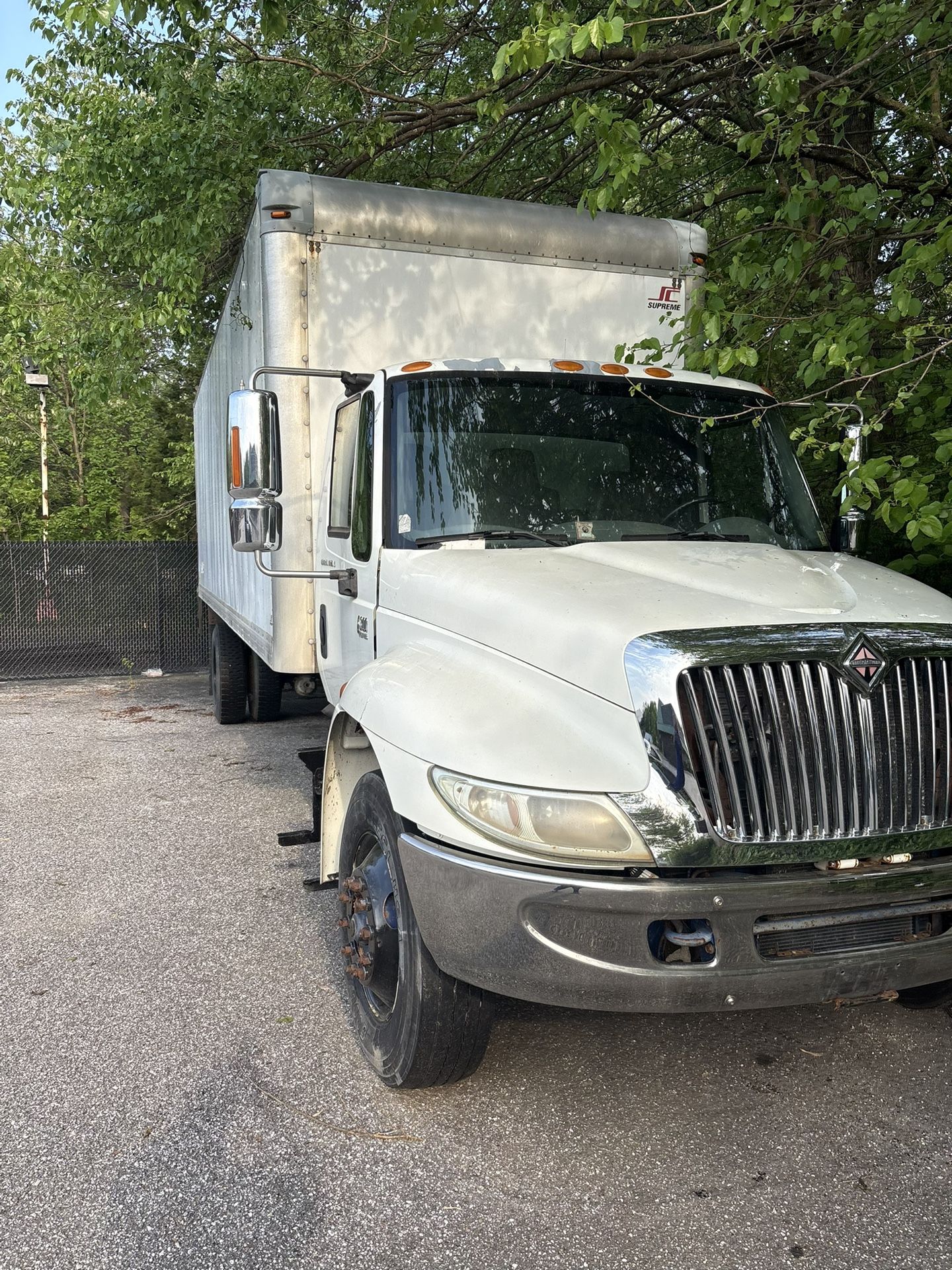 26ft box truck