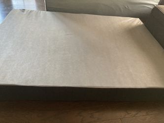 New queen mattress & box spring