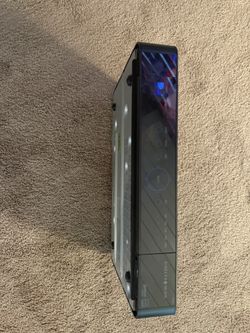 DIRECTV Plus HD DVR Receiver With Cables And Remote