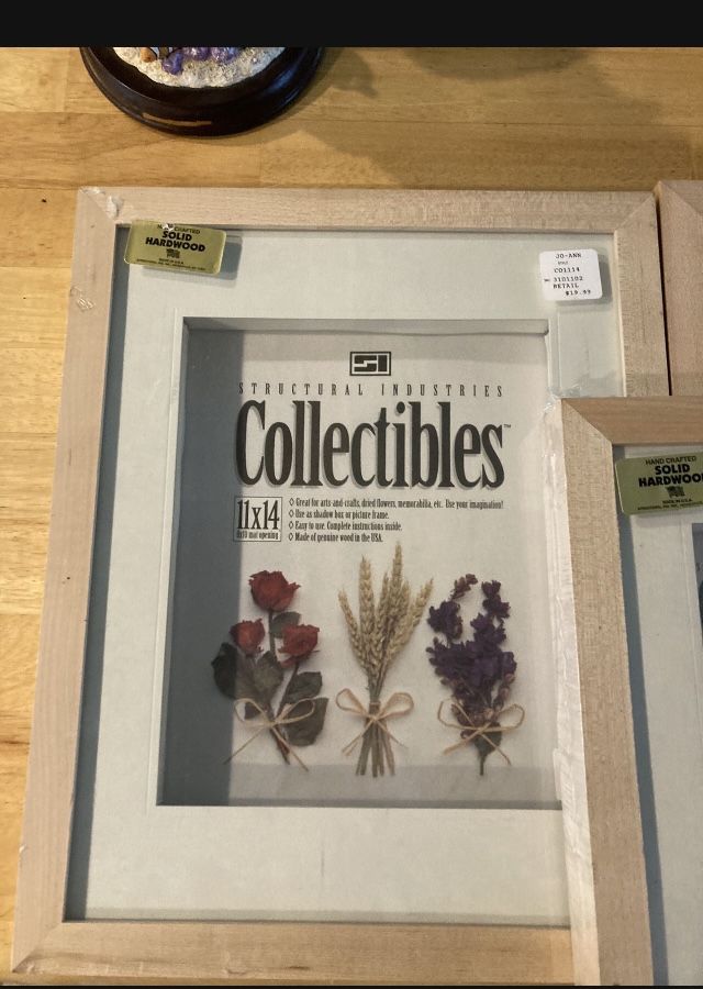 Shadowbox picture frames New Collectibles $7 For All