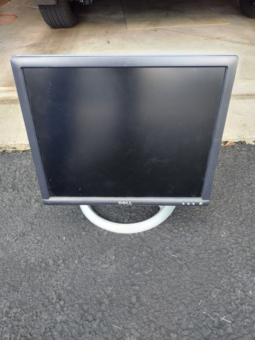 17 Inch Square Dell 17 Inch Lcd Monitor VGA
