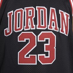 (kids) Jordan Jersey & Shorts size Large 