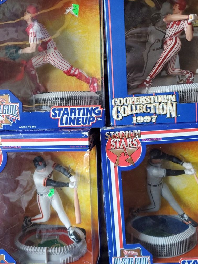 Lot Of Four KENNER STARTING LINEUP STADIUM STARS 7INCH TALL ACTION FIGURES NEW IN BOX all For $25