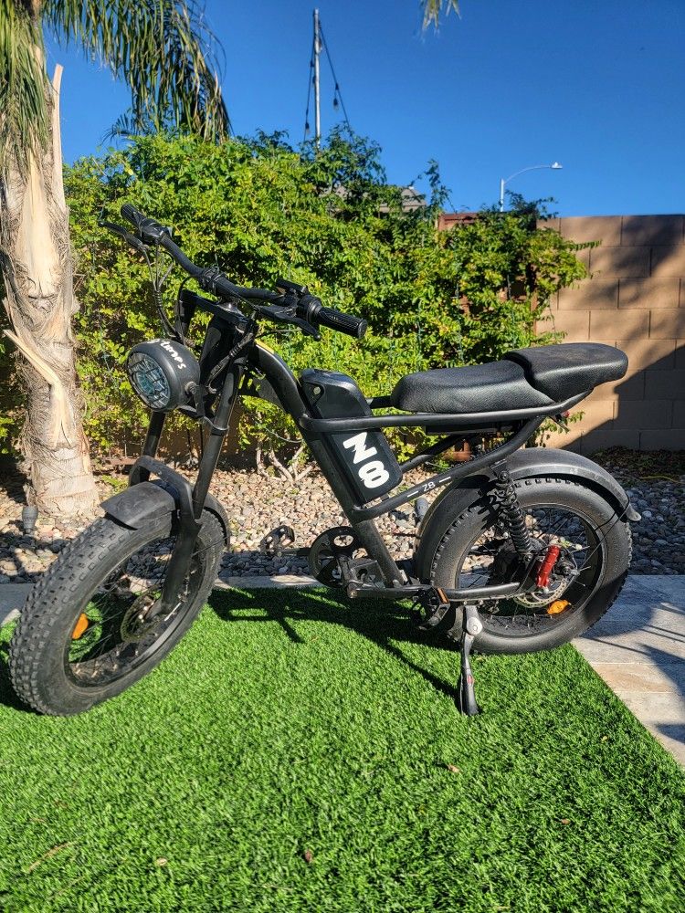 E-Bike: 31miles - Like New With Battery And Accessories