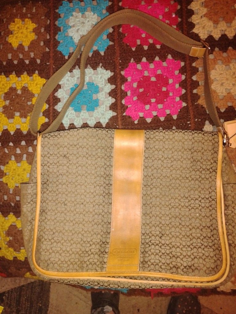 Coach Laptop Carry Bag! Monogrammed Light Brown/Tan Colored Tons Of Space, In Great Shape!!