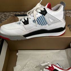 Jordan 4 Retro size 2.5