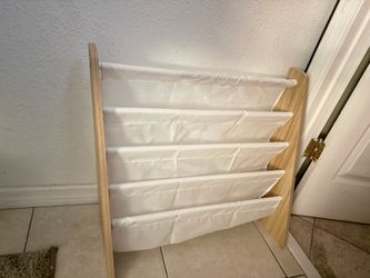 Children book rack