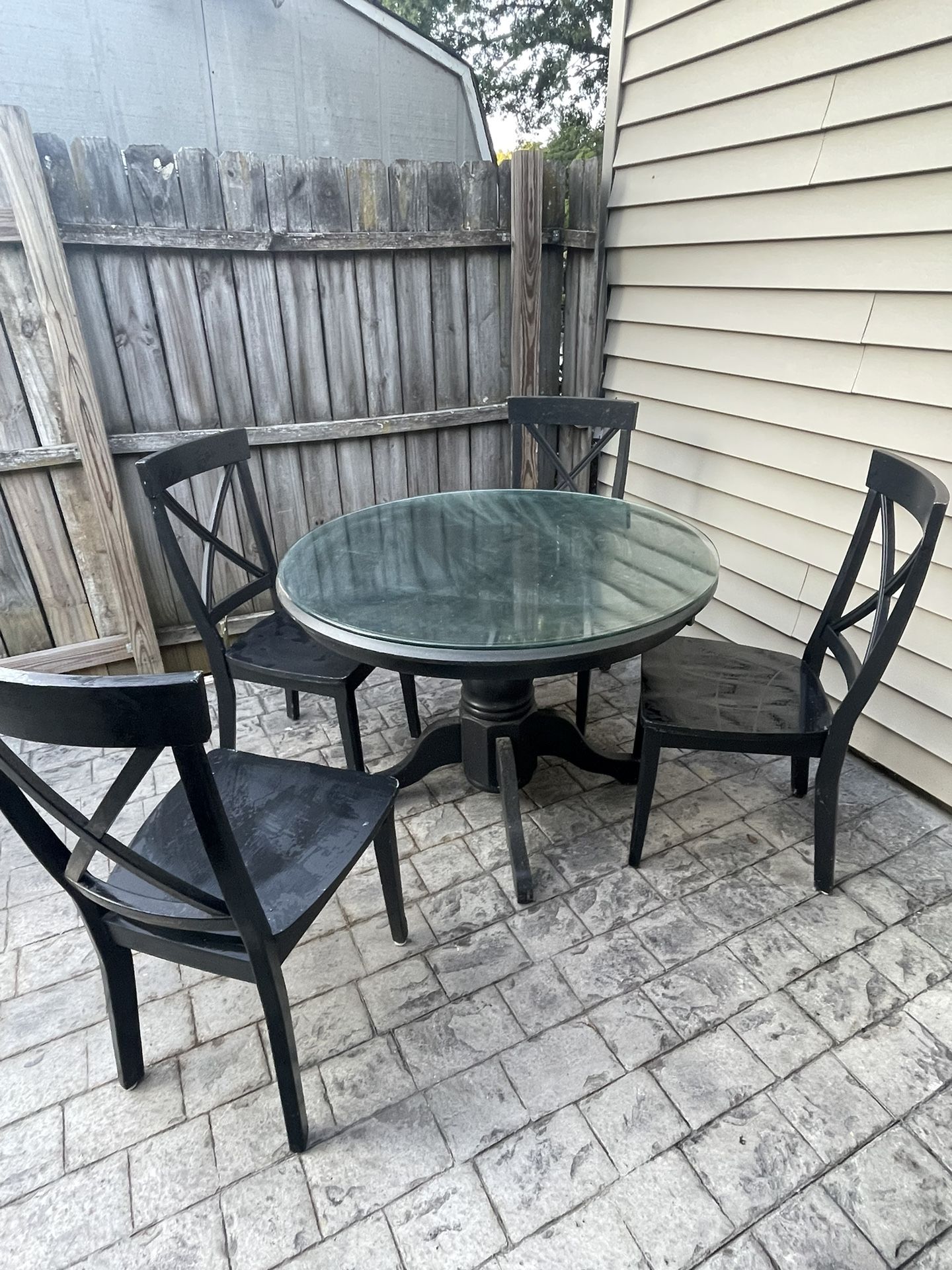 Kitchen/ Glass Dining Table With Chairs