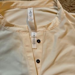 Lululemon Women’s Log Sleeve Top