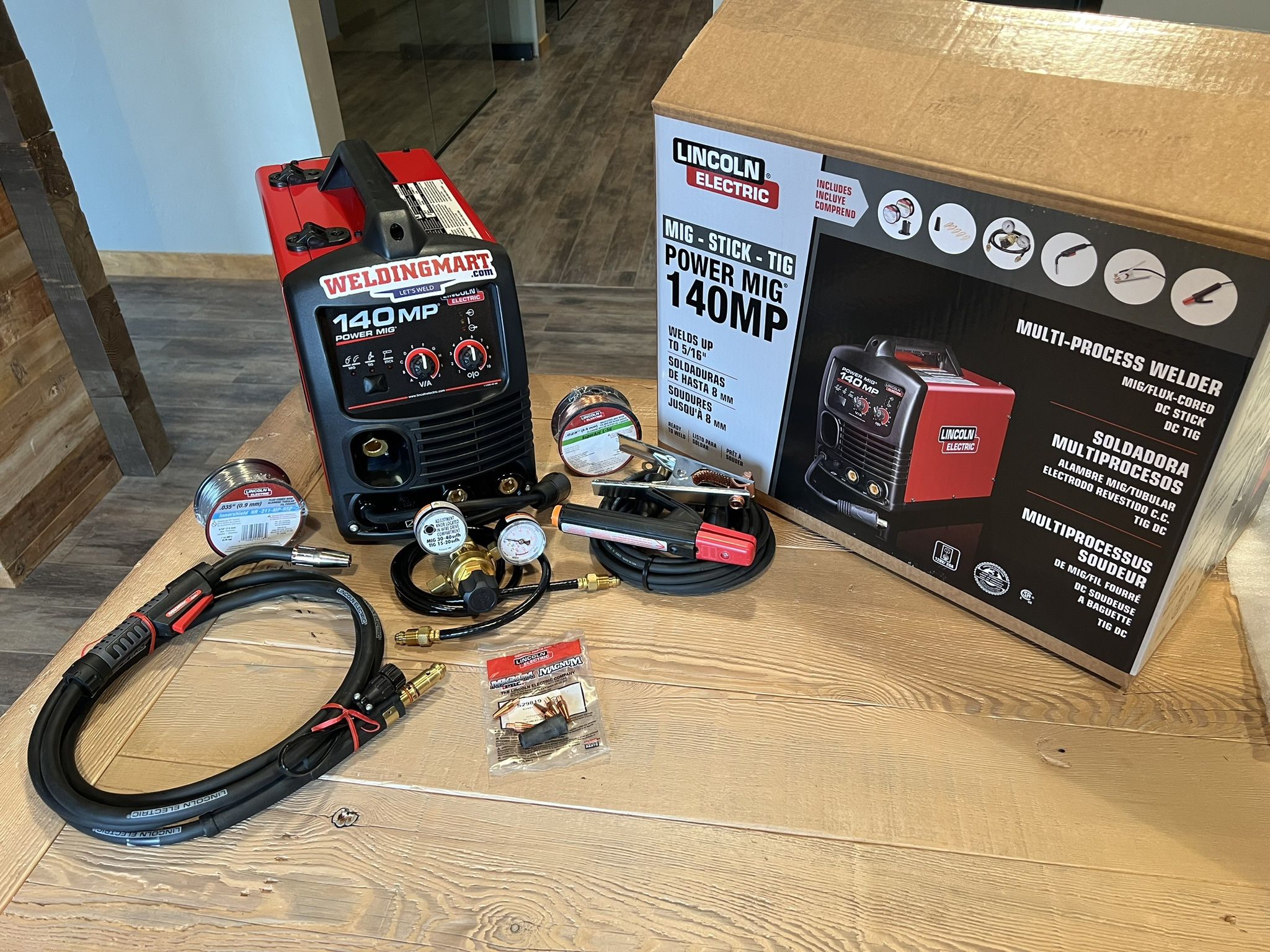 Lincoln Power MIG 140MP Multi Process Welder Package