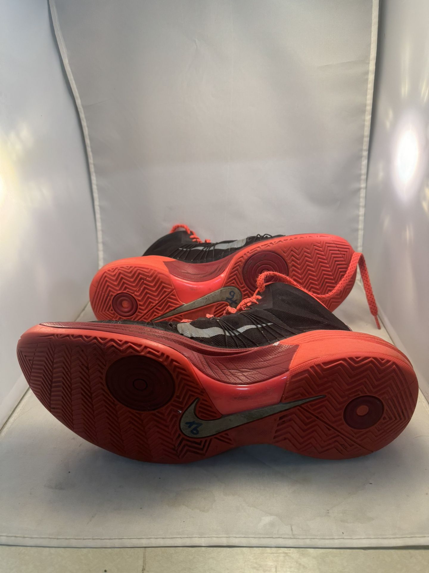 Nike Hyperdunk 2013 Basketball Or Casual Shoes Men s shoes