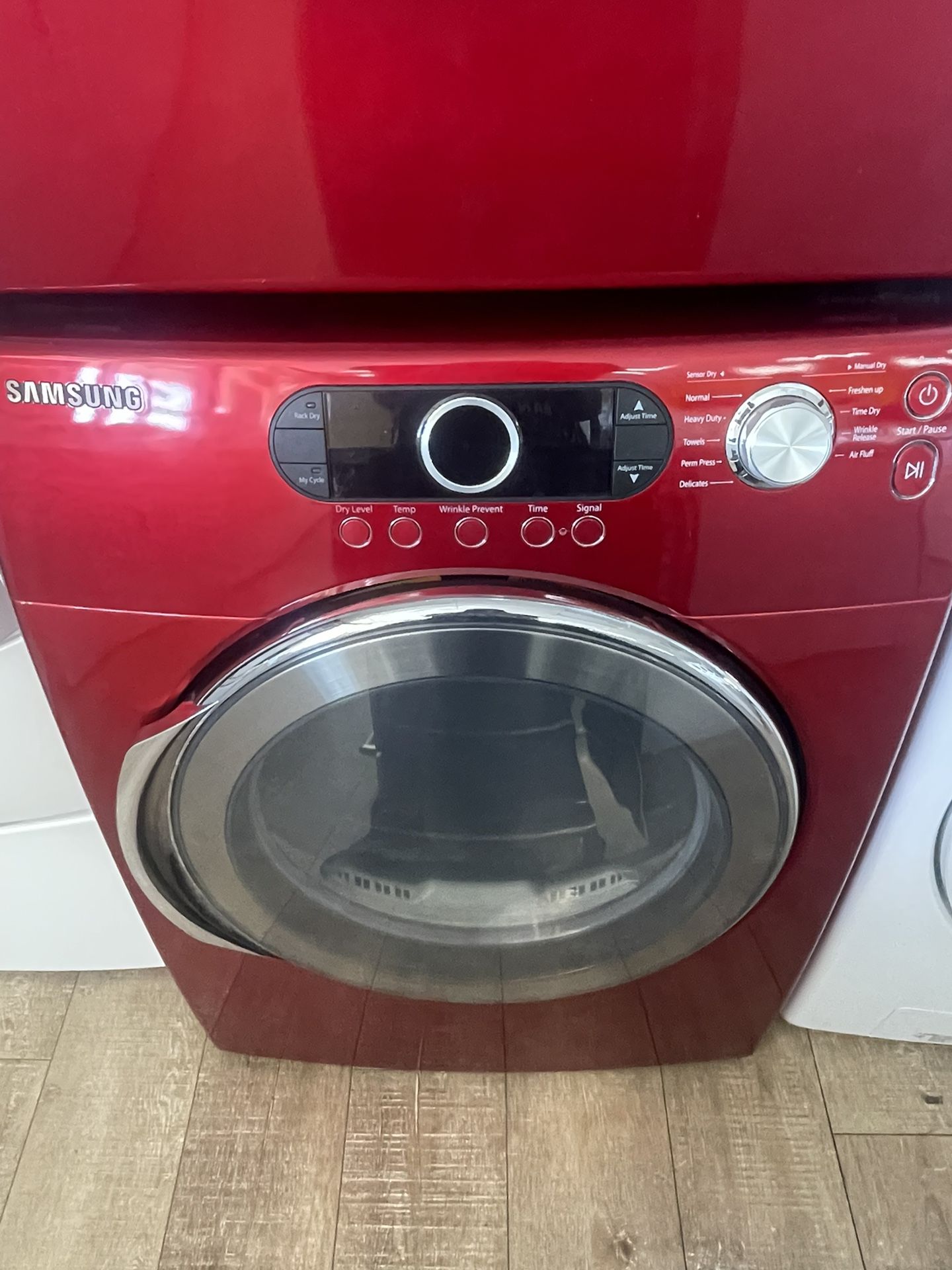 Red Samsung Natural Gas Dryer In Excellent Working Condition