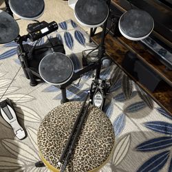 Roland TD-4 Electric Drum Set
