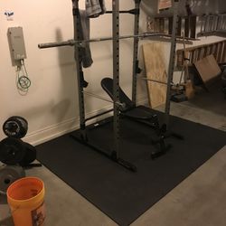 Power Squat Rack and Weight Lifting Equipment
