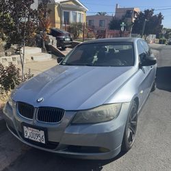 328i 2009 BMW