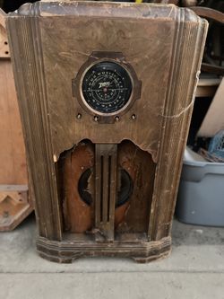 1937 ZENITH BLACK DIAL MODEL 5S151  