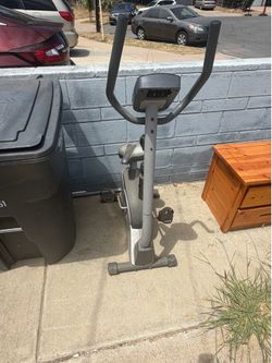 Exercise bike - FREE