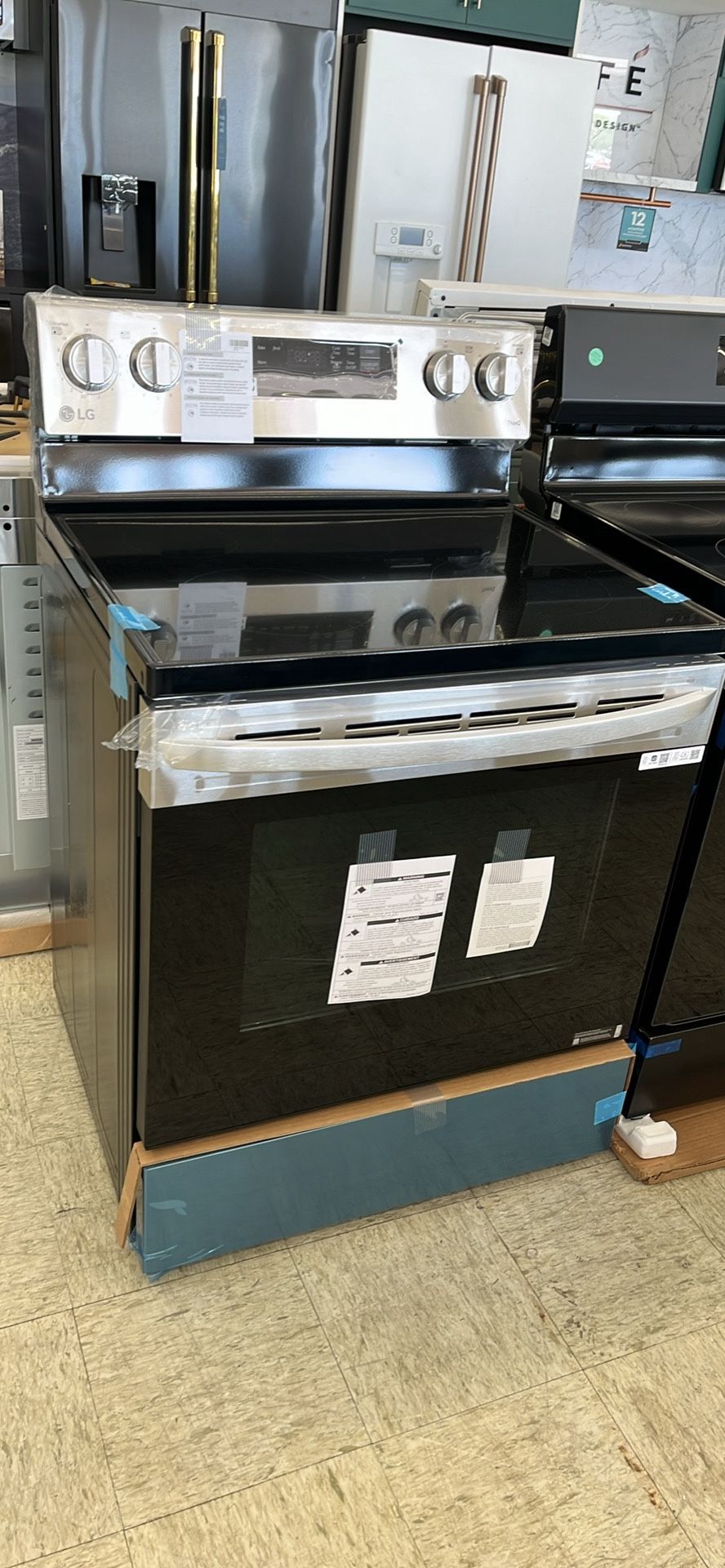 New LG Electric Range Freestanding - Financing Available