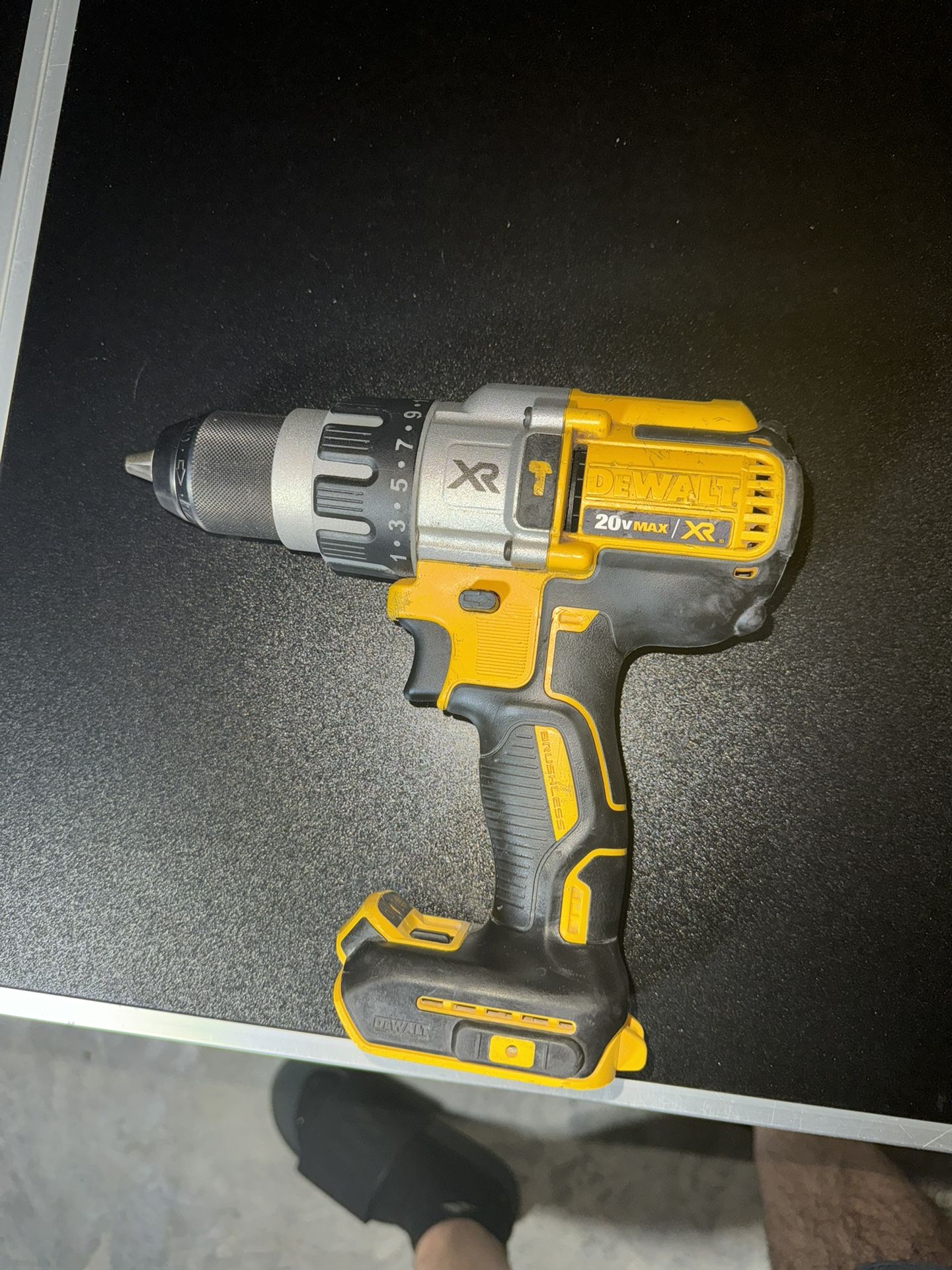 20V Dewalt Xr Hammer Drill