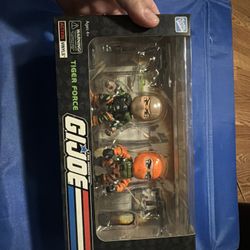Loyal Subjects 2016 SDCC G.I. Joe Tiger Force  Wreckage & Beach Head RARE NIB! 