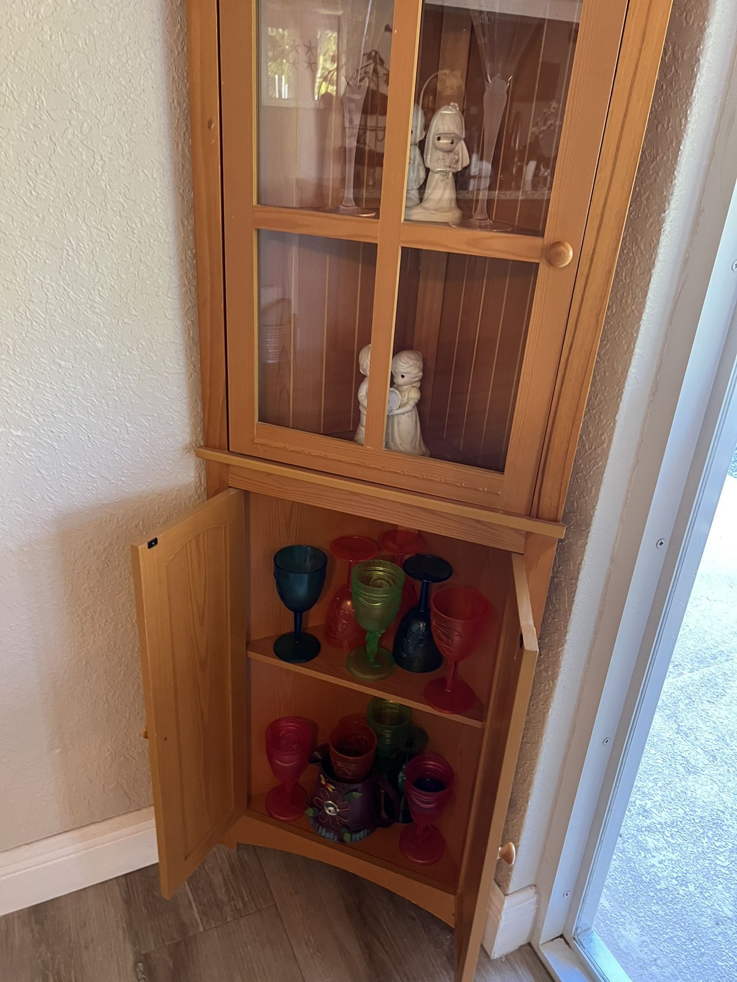 Corner Curio Cabinet