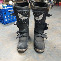 Fly Boots Rarely Worn Size 10