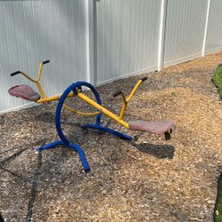 Seesaw 