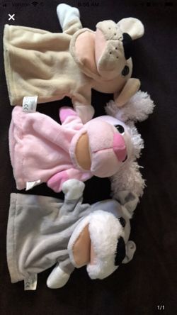 3 dog puppets new