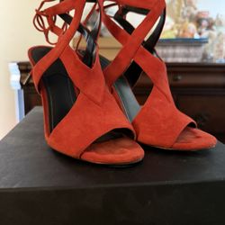 Kendall And Kylie Red Heels