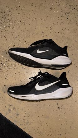 Men’s Nike Air Zoom Pegasus 9 Used
