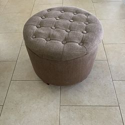 17”(H)x19-1/2”(W) Storage Ottoman