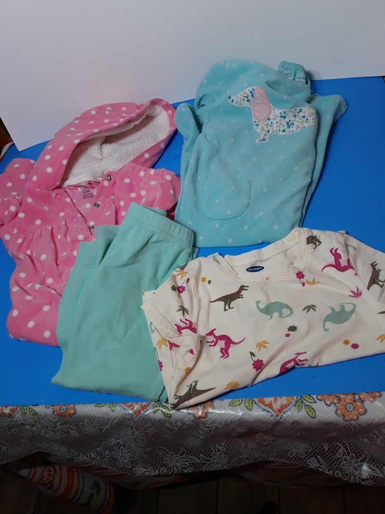 mamelucos ,size 12 - 24 months. $5.00