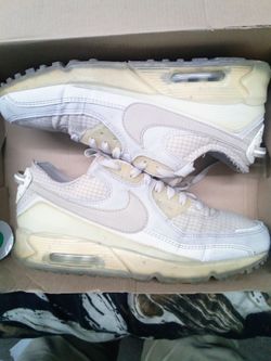 Nike Air Max 90 Terrascape Women's 'Light Bone' DC9450-001 Size 10 / Men's Size 8.5