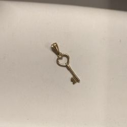 14k Gold Heart Key