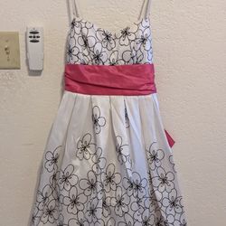 White Black Pink Dress Size 9-10