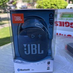 JBL Clip Speakers