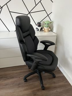 DPS Gaming 3D Insight Office Chair with Adjustable Headrest