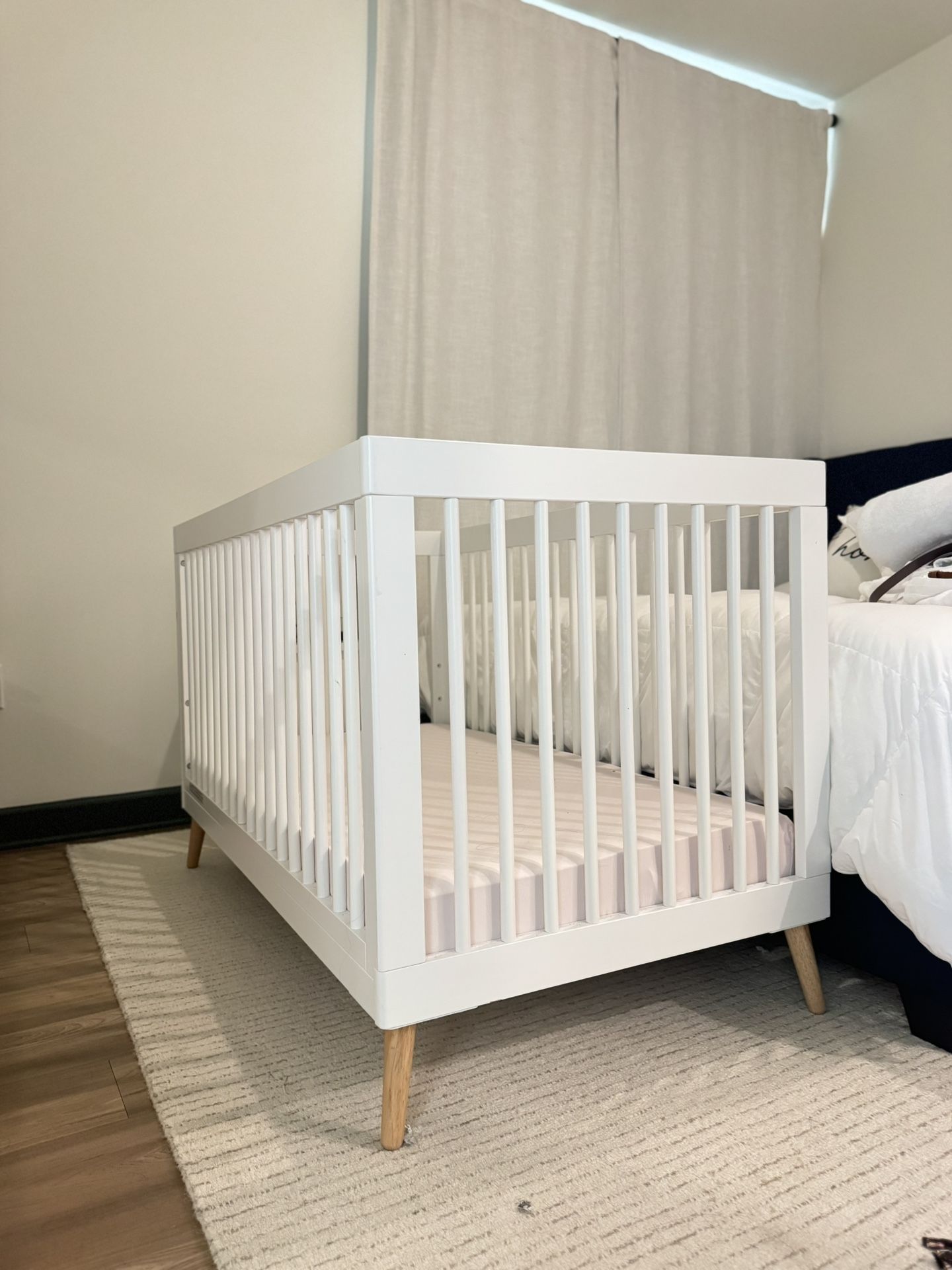 Delta Children Crib With Matress