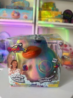 Jumbo duck