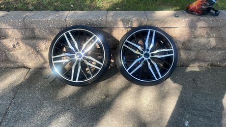 BRAND NEW SET OF 4 -20” rims and tires a
