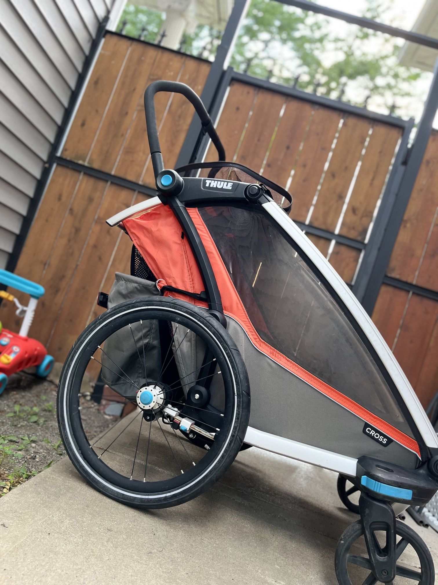 Thule Cross 2