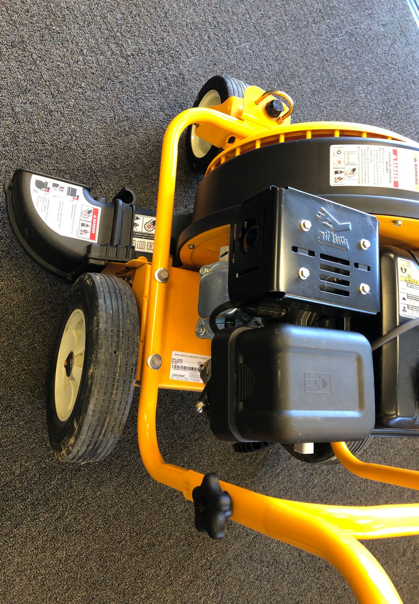 Cub Cadet Jet Sweep Blower JS1150 for Sale in Hamilton Township, NJ