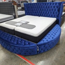 Brand New 🦚$30 Down Payment Finance🦚Sansom Blue King Size Upholstered Platform Bed 