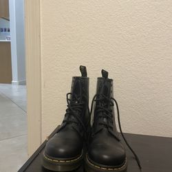 Dr.Martens Boots