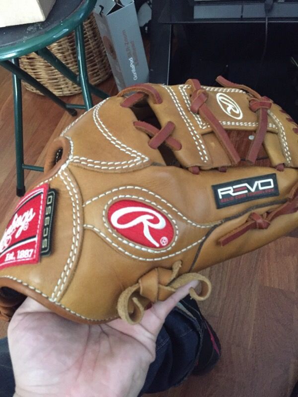 Rawlings REVO SC950 baseball glove infield