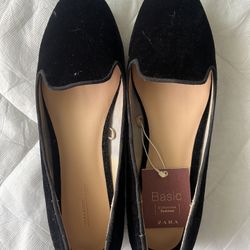 ZARA Velvet Flats 