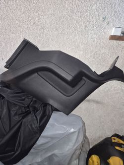 2005 -2009 ford mustang interior rear quater panels driver and passenger side