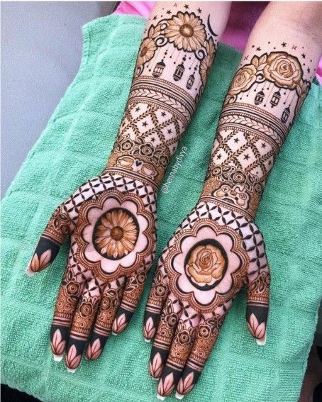 Authentic Henna Tatoo Service