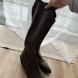 Woman Leather Boots