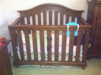 Convertible Crib